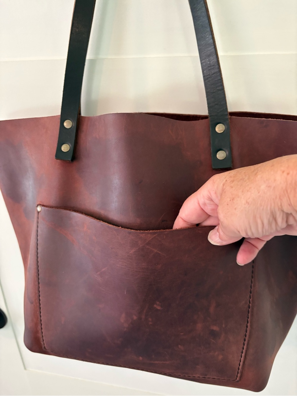 Portland Leather Goods Large Classic Tote Bag. - Picture 15 of 16